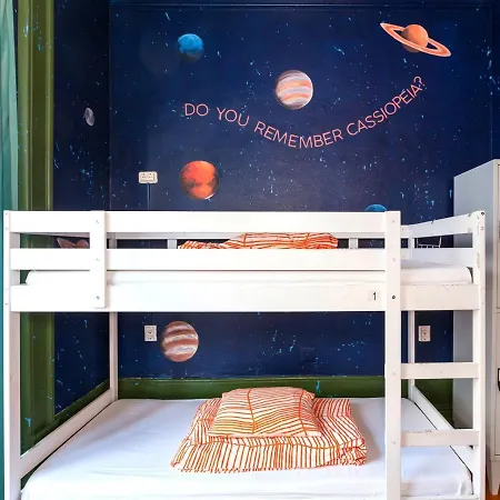 Supernova - Hostel&café