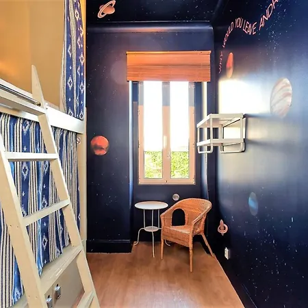 Supernova - Hostel&café * Porto