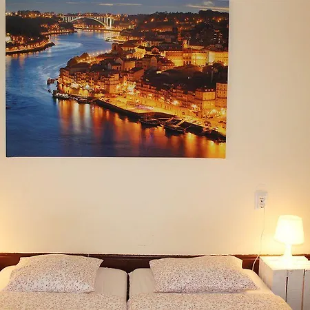 Supernova Albergue Porto